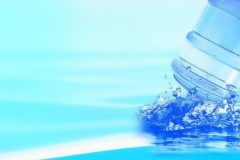 桶装水多少大桶水多重