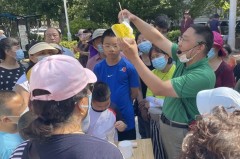 花家地西里社区开展垃圾分类科普宣传活动