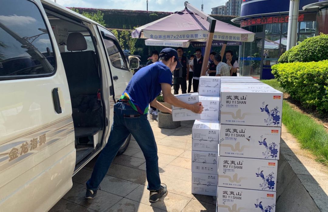 驿站送清凉 | 每一位新时代的奋斗者,无需@我们也可免费领取武夷山矿泉水! 第7张 驿站送清凉 | 每一位新时代的奋斗者,无需@我们也可免费领取武夷山矿泉水! 第7张